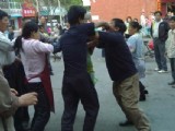 街頭悍婦打架場(chǎng)面火爆